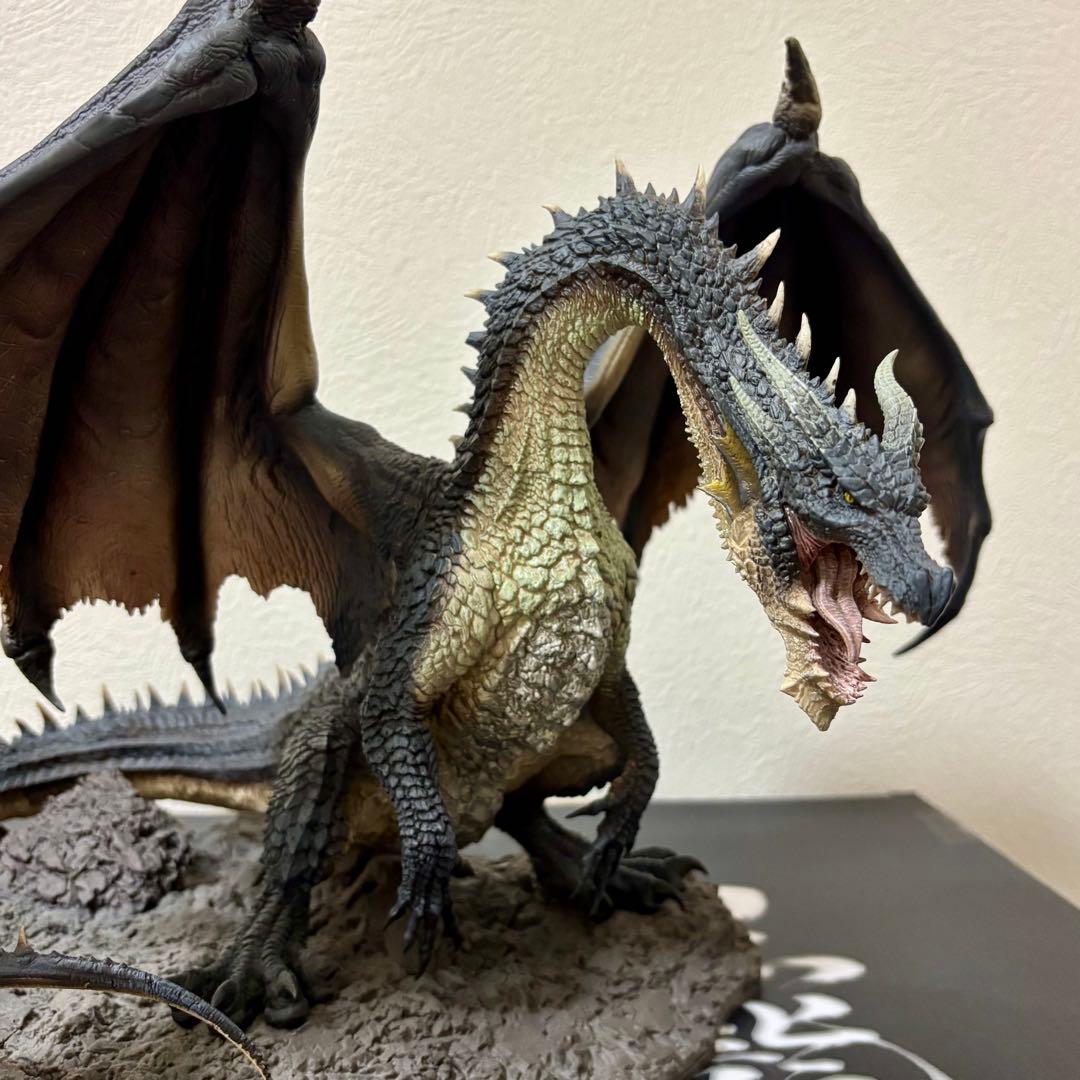 モンハン　ミラボレアス　クリエイターズモデル　フィギュア