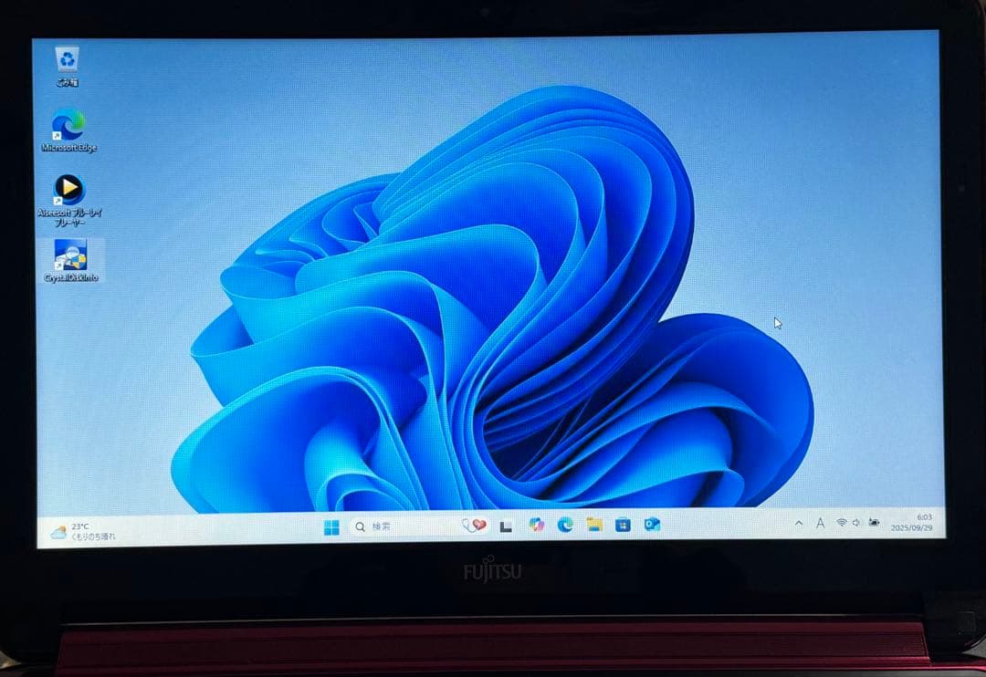 秒速起動　Fujitsu ピンク SSD512GB RAM16GB