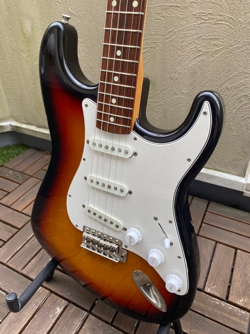 ギター FERNANDES The Revival, R S T Series.