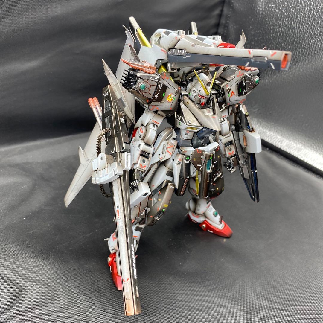 ガンプラ　塗装済み完成品　オリジナルカラー　ミキシング　グラデーション塗装