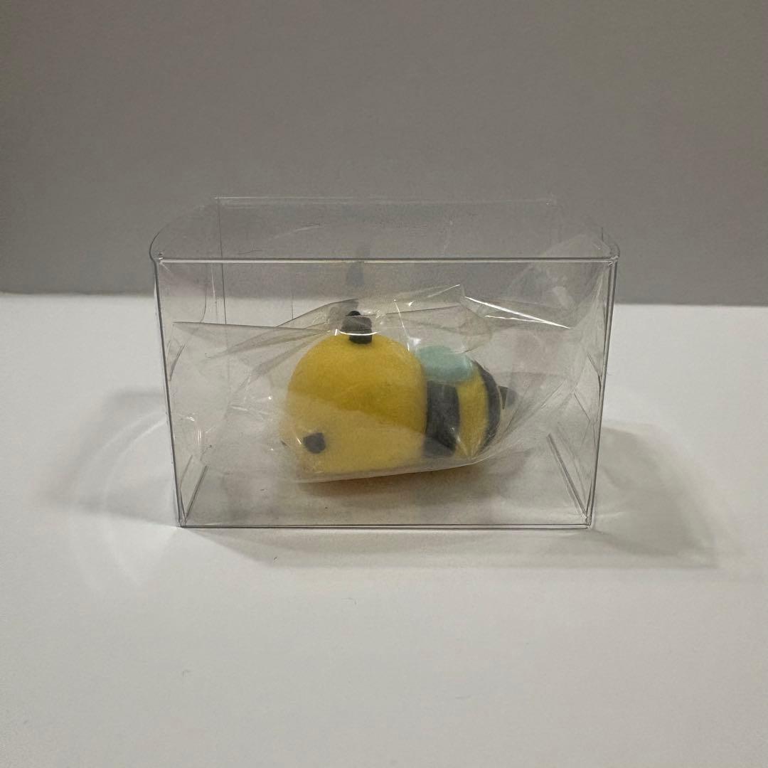 もにまるず　スズメバチ