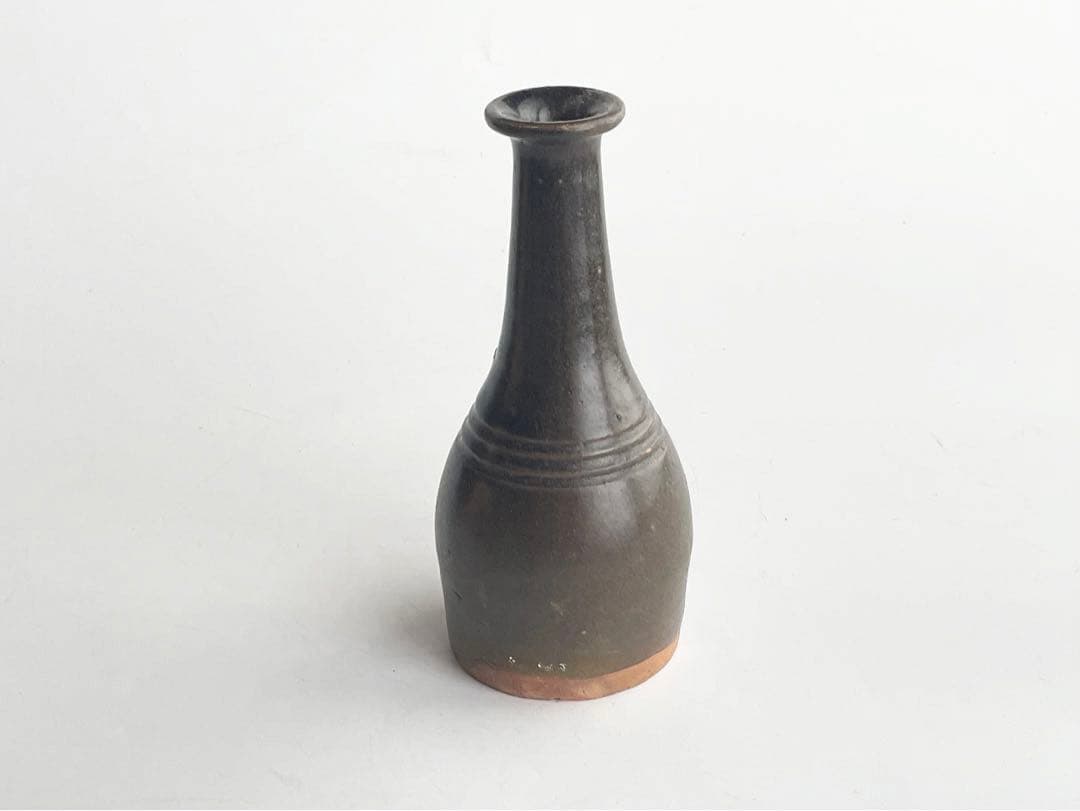 骨董　アンティーク　琉球古陶　沖縄　酒器　褐釉徳利　一輪挿し　渡名喜瓶　嘉瓶