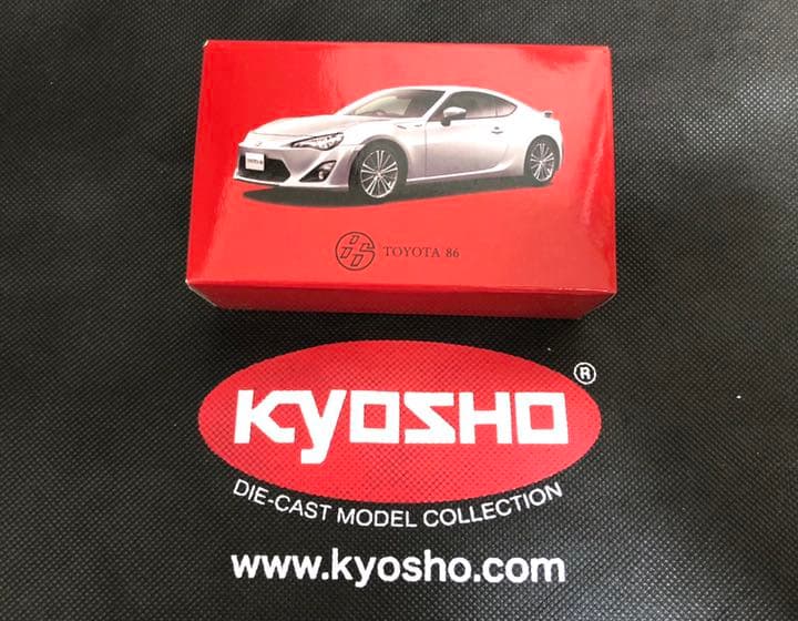 【非売品】【京商】トヨタ86【12Ｔ00096】1/64scale 入手困難