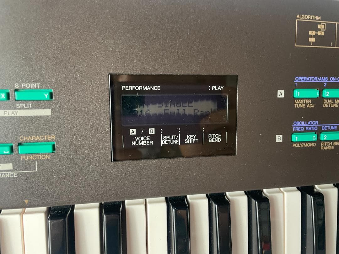 鍵盤楽器 YAMAHA DX21