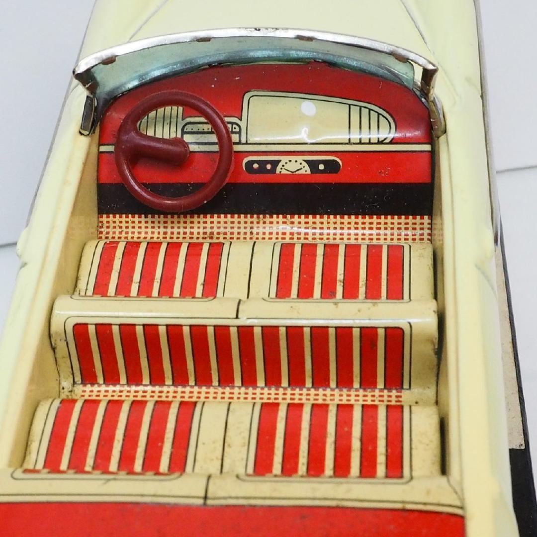 萬代屋【シトロエン コンバーチブル白】ブリキ tin toy car赤箱【箱付】