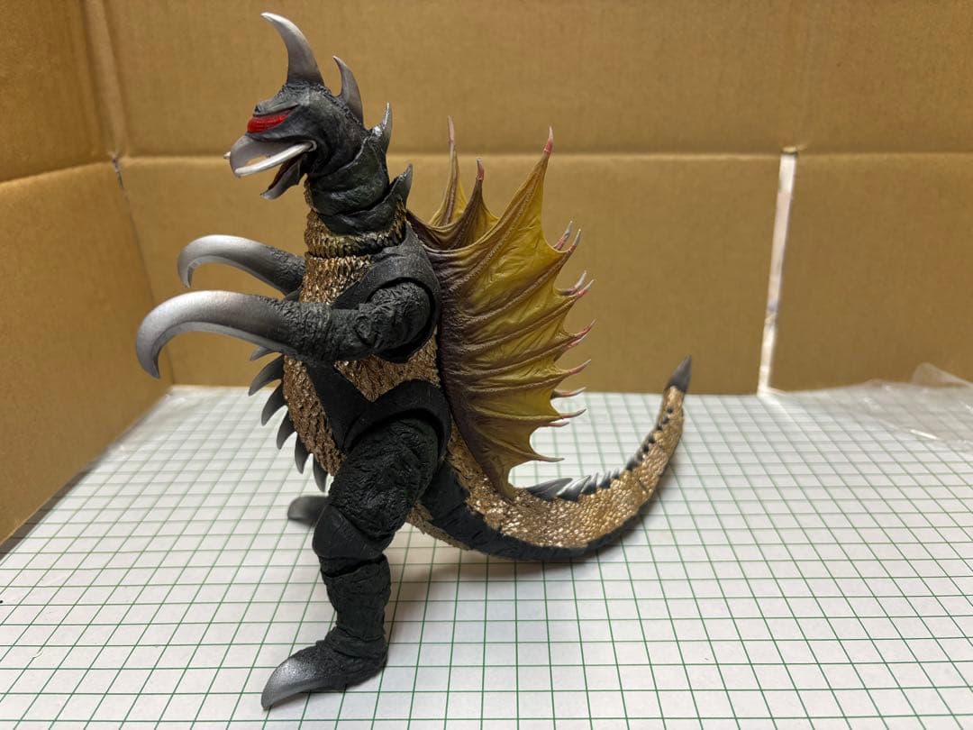 モンスターアーツ　ゴジラ怪獣 ガイガン