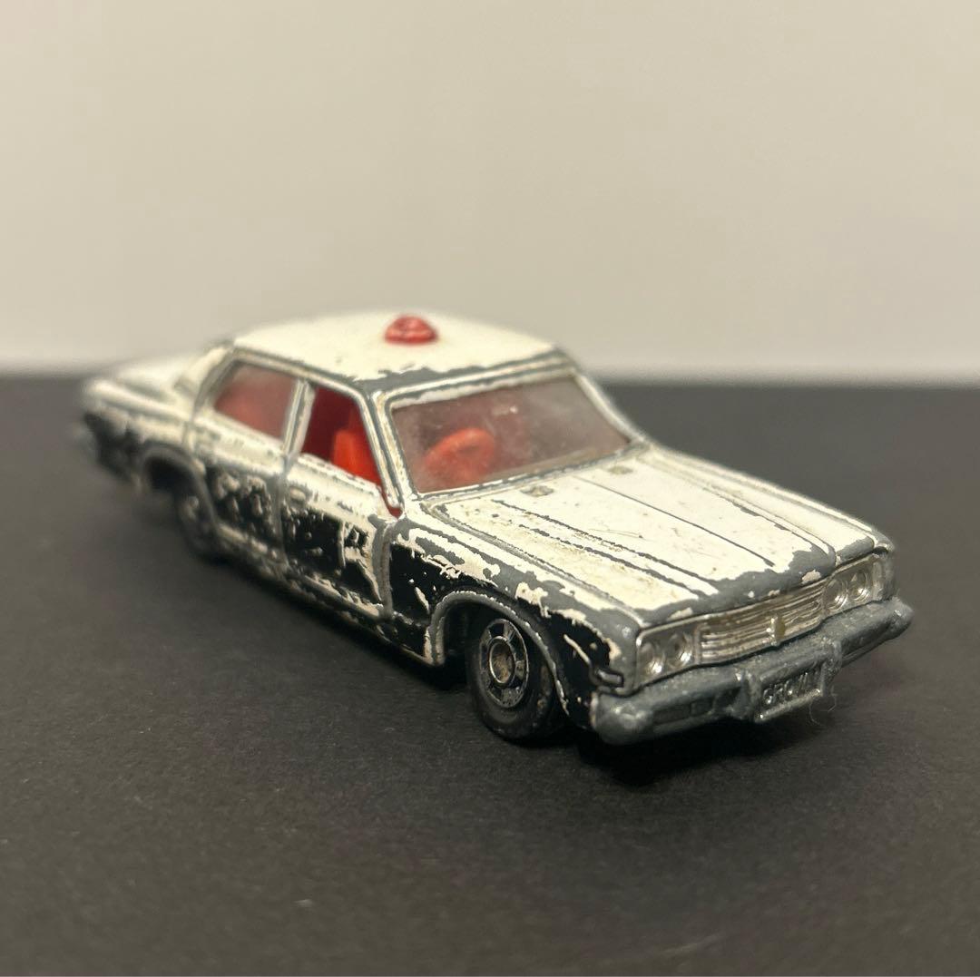 トミカ クラウン パトロールカー 日本製