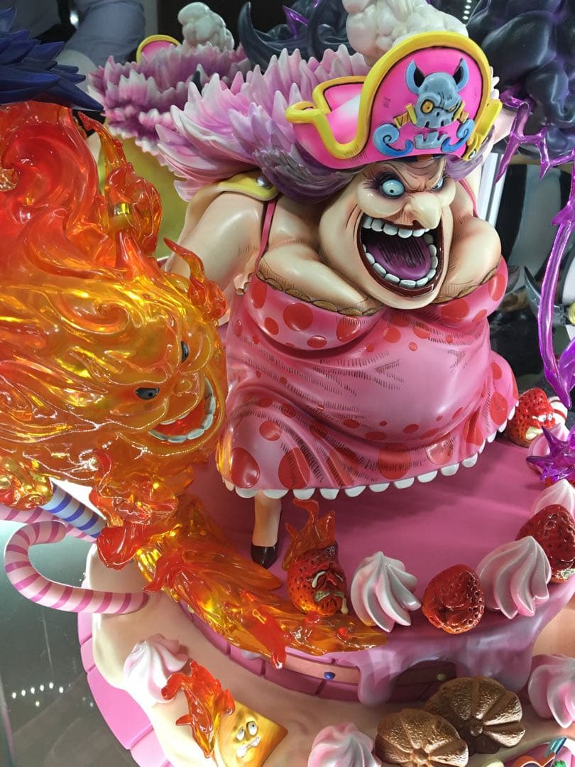 ワンピース　フィギュア　ビッグマム　pop