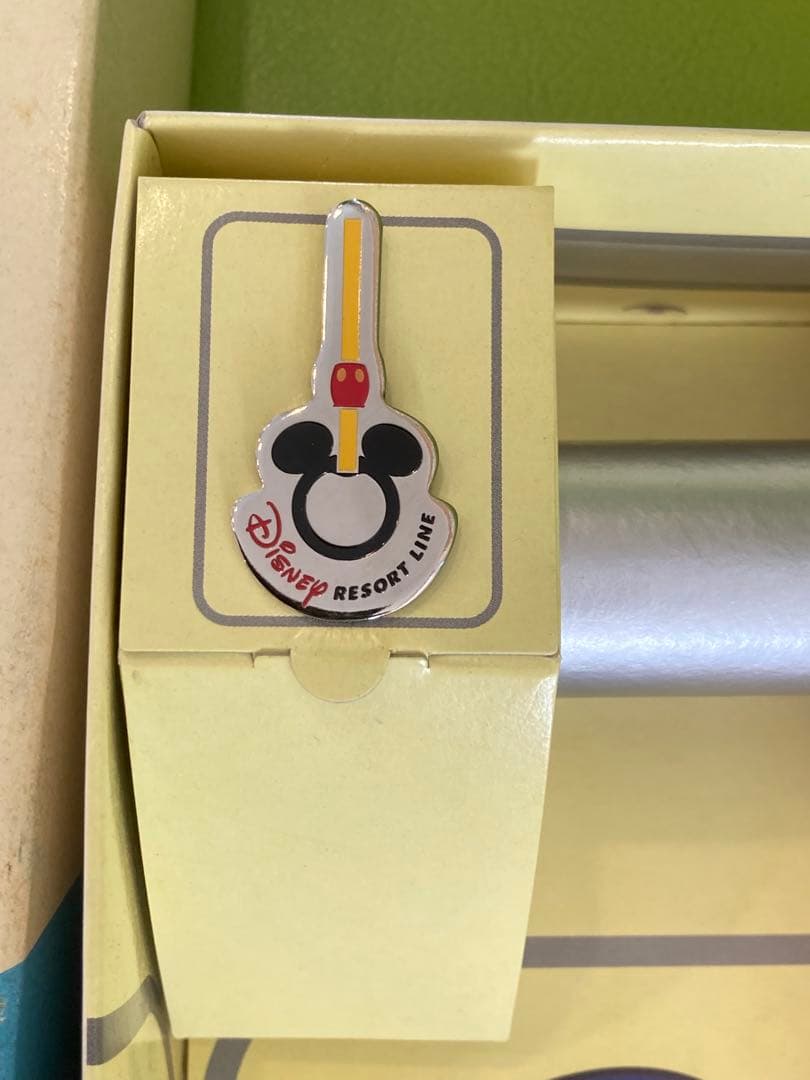 レア　TDR ディズニー リゾートライン リゾートライナー　つり革 ピンバッジ