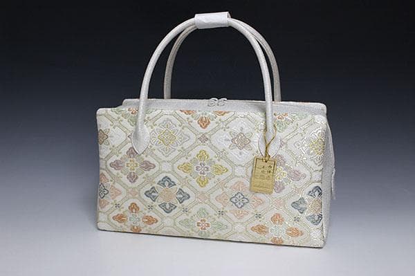 新品未使用 ！！特別セール！！京都 西陣 正絹 帯使用 利休バッグ　25039