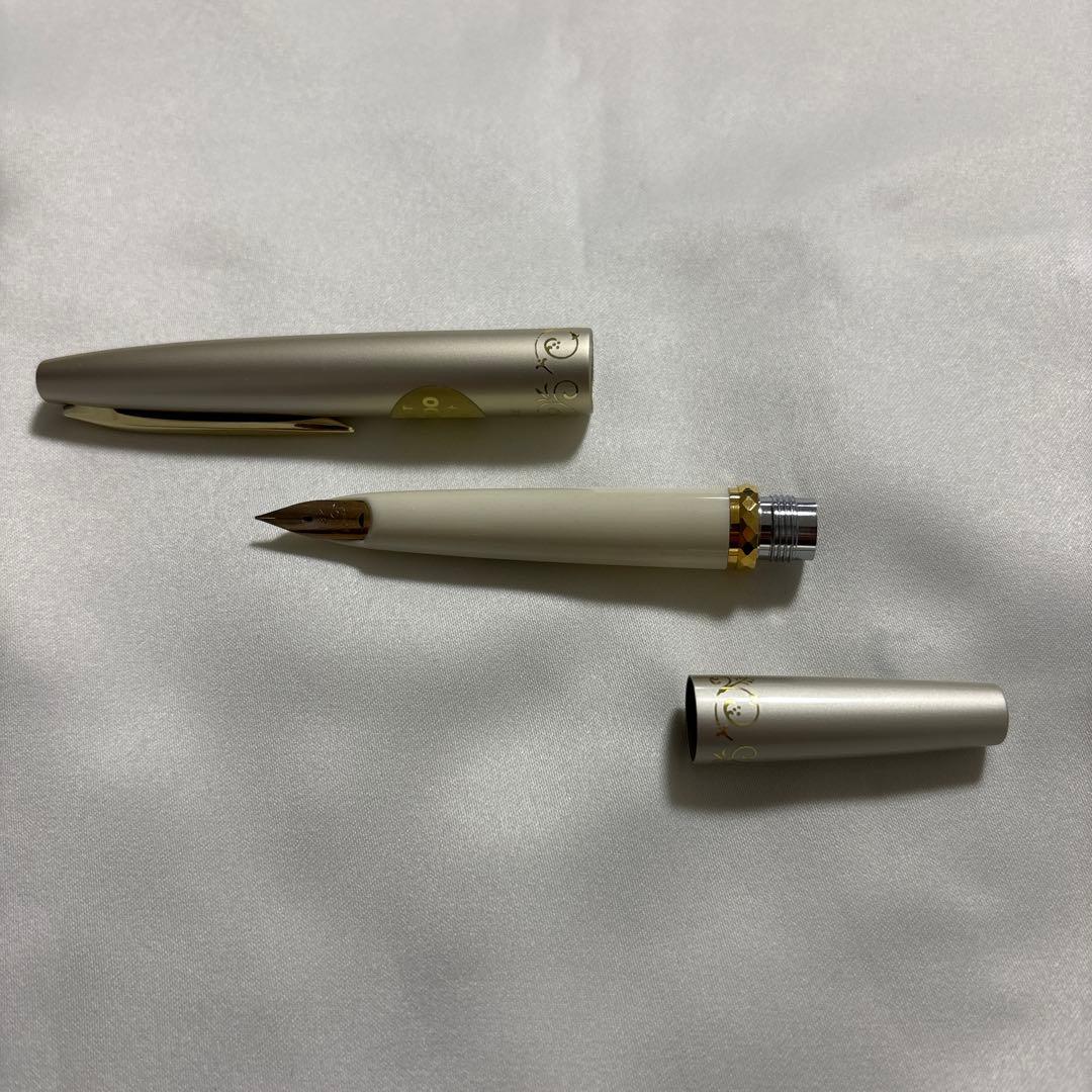 PILOT '70s Elite 新品万年筆 18K スクリプト　細字