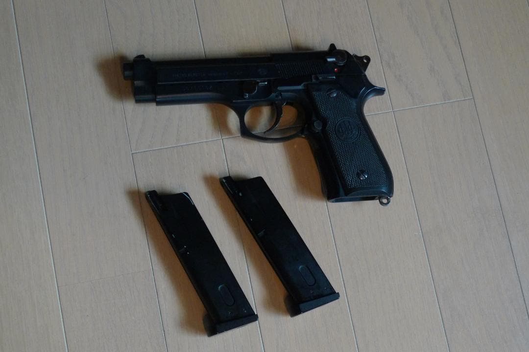 ベレッタ Beretta M92FS ダイハードタイプ　バトルダメージ