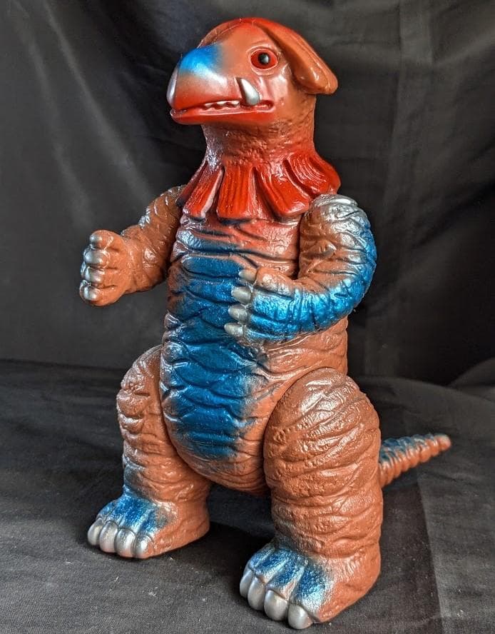 【ゆみとし】ゴキネズラ「帰ってきたウルトラマン」登場（ブルマァク復刻）