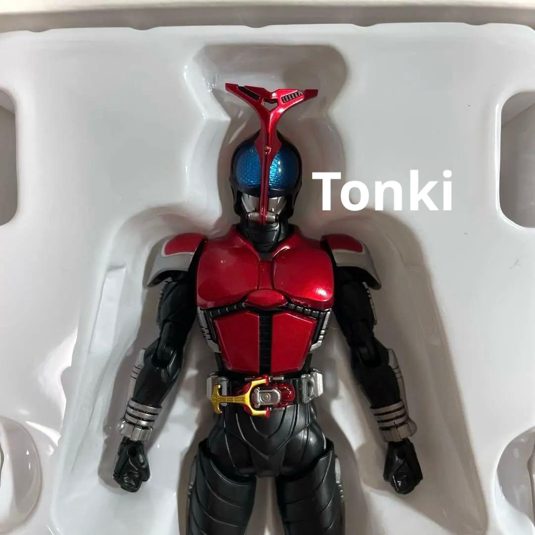 S.H.Figuarts（真骨彫製法） 仮面ライダーカブト ライダーフォーム