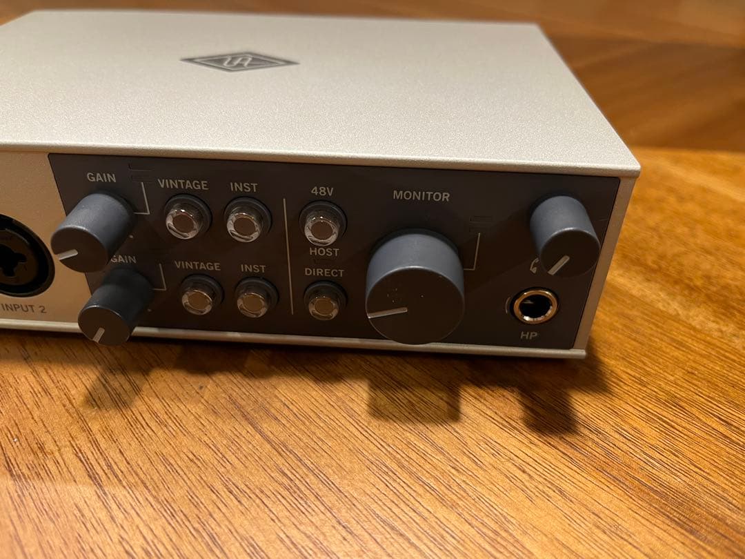 【美品】Universal Audio Volt 2