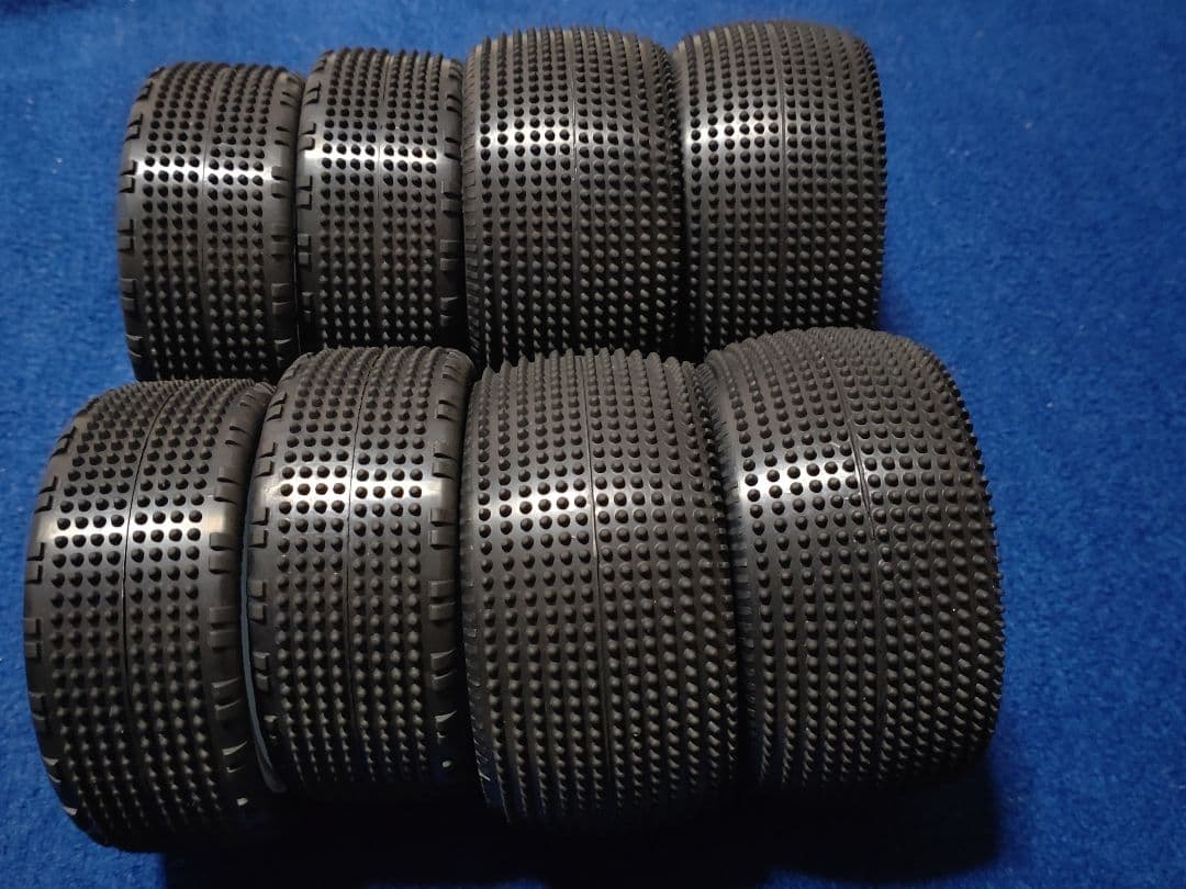 最終値引き、今だけ値引き、ラジコンバギー用2WD用カーペットタイヤ
