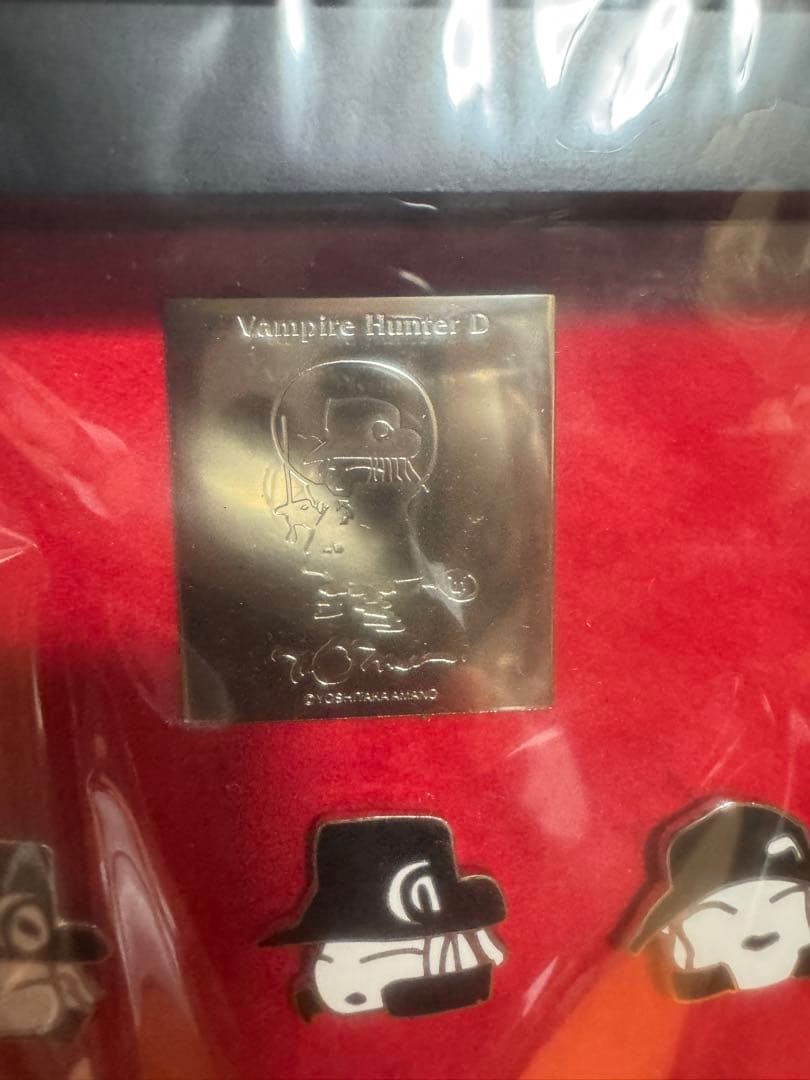 天野喜孝　vampire Hunter Dピンバッジ