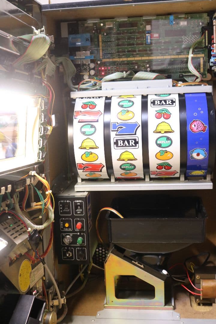 パチスロ実機　シーマスター　4号機