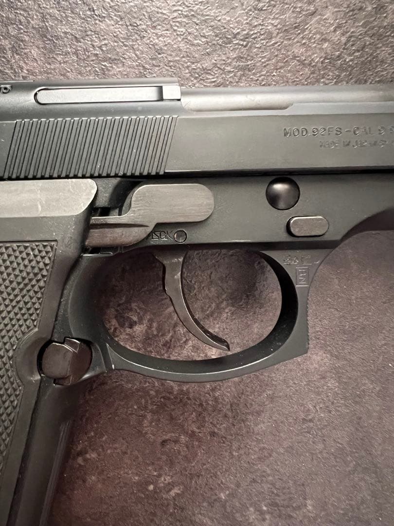 WA ベレッタ M92FS ダイハードガン ガス缶・BB弾セット