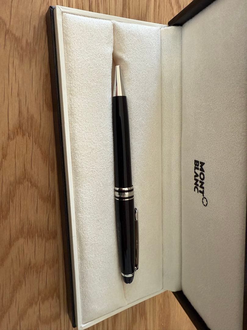 Montblanc マイスターシュテュック プラチナ ボールペン黒用ケース付き