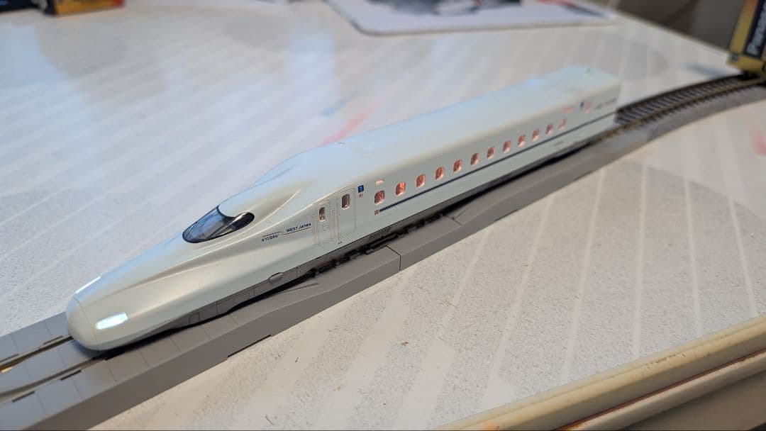 九州新幹線 N700系 室内灯入