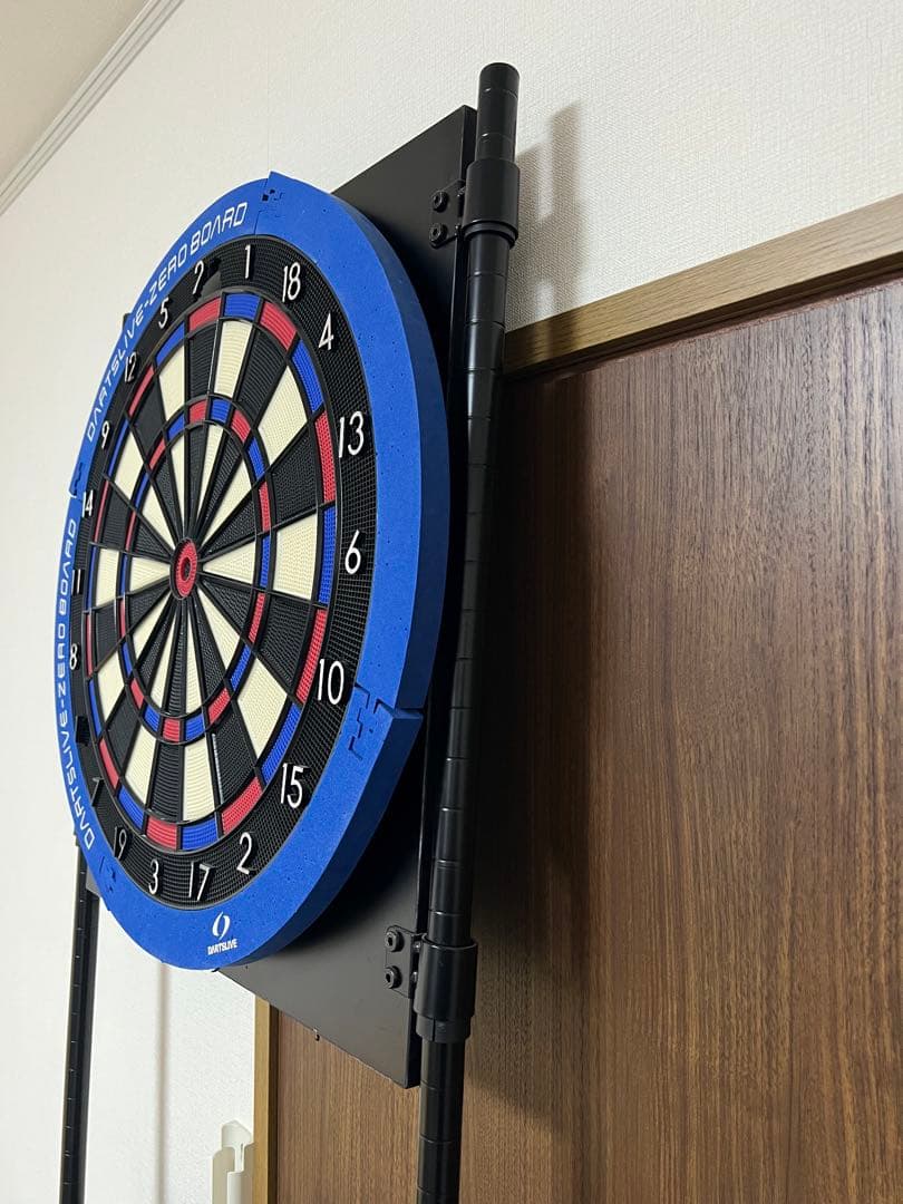 ダーツスタンド、ボード、マットのセット