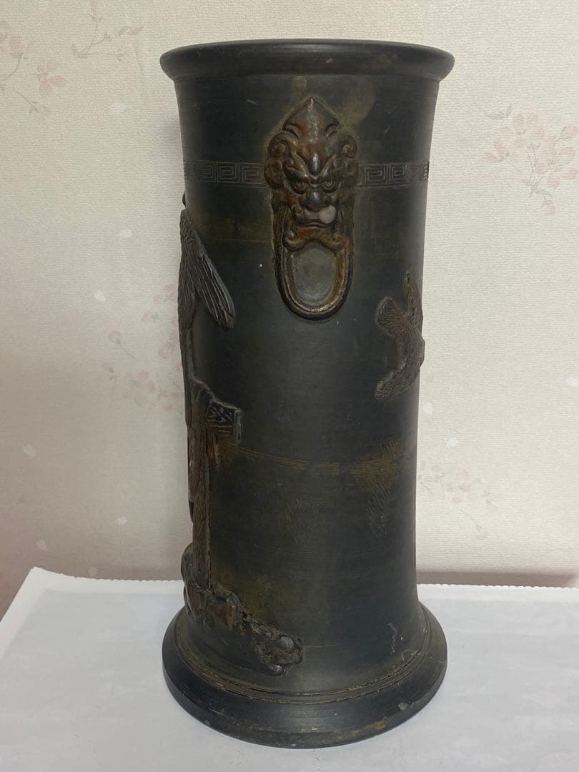 ⭐️明治時代 貼花 鬼面 鷹 翔雀文様 筒形壺 瓶 一点物 置物飾り 骨董品
