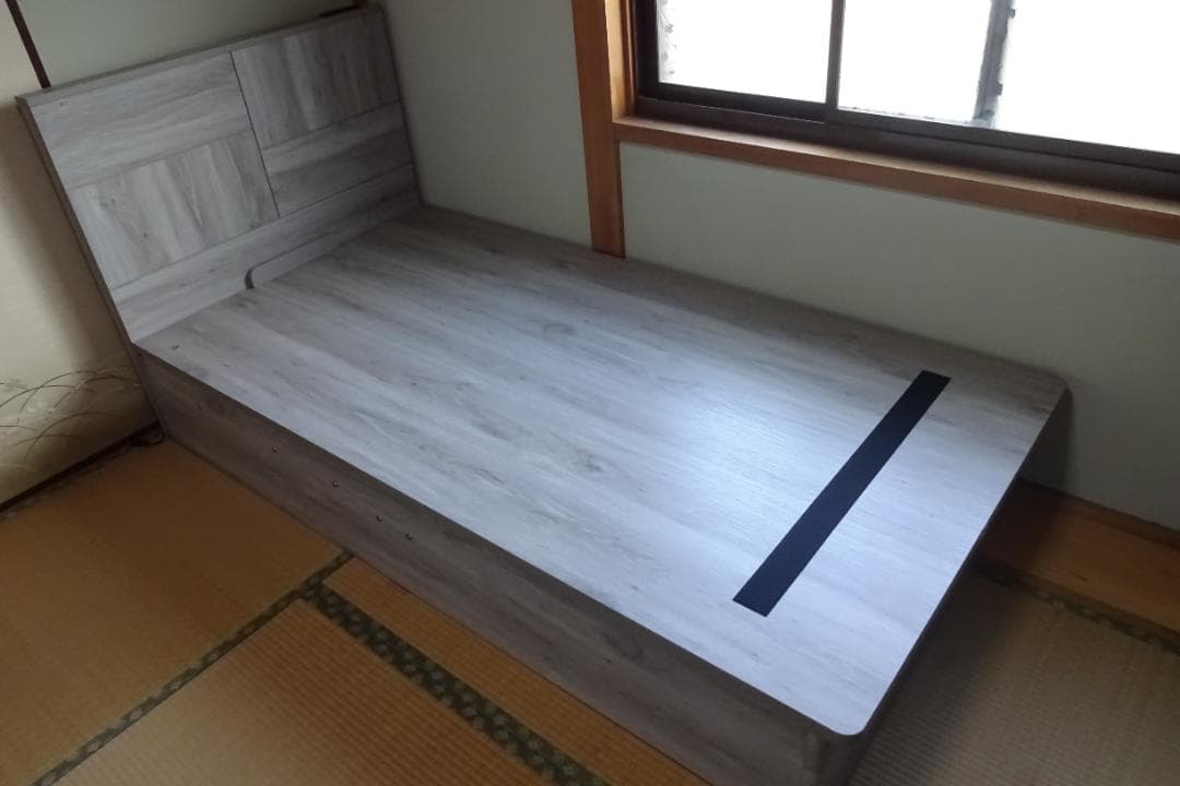 【ほぼ未使用】大塚家具シングルベッドフレーム「エールTS」跳ね上げ式収納付タイプ