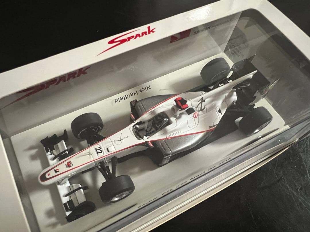 F1 Sauber Brazil GP 2010 1:43ニックハイドフェルド