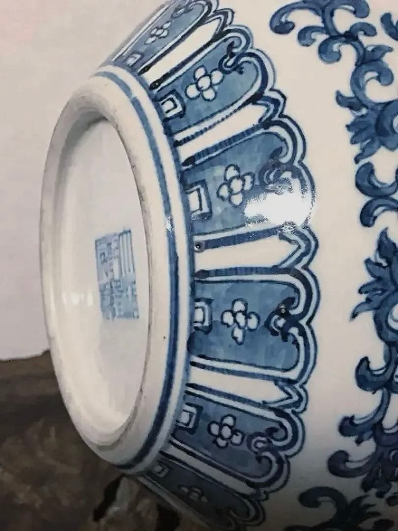 中国仏教美術 景徳鎮 大清乾隆年製 染付 多龍遊雲草花紋 瓢箪型 花瓶