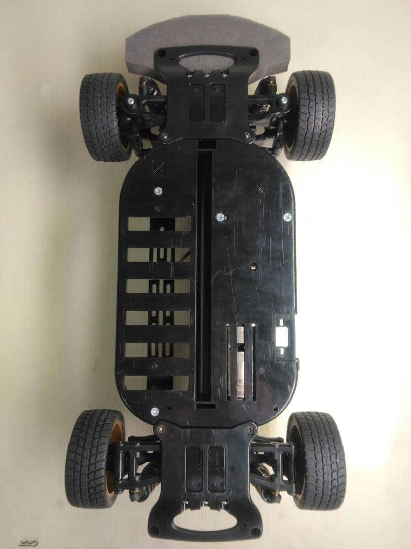 タミヤ1/10ラジコンTT01シャーシ+スープラ80ボディセット