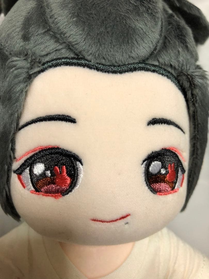 激レア　目刺繍　陳情令　王一博　肖战　ぬいぐるみ20cm ペア＋衣装　時尚芭莎