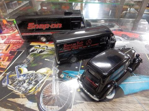 レアカラー　スナップオン　Snap-on　ツールバン　ミニカー　3台　ブラック