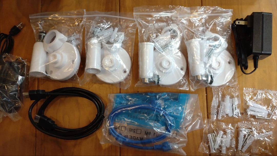 【値下げ】VORGUT 防犯カメラ 屋外 ソーラー4台セット全彩夜間視界