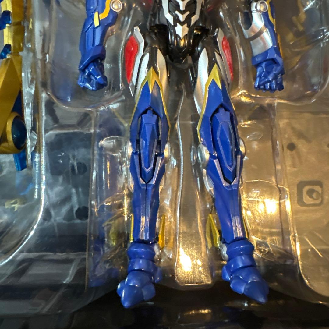 THE合体グリッドマンユニバースファイター&ビッグゴルドババーン