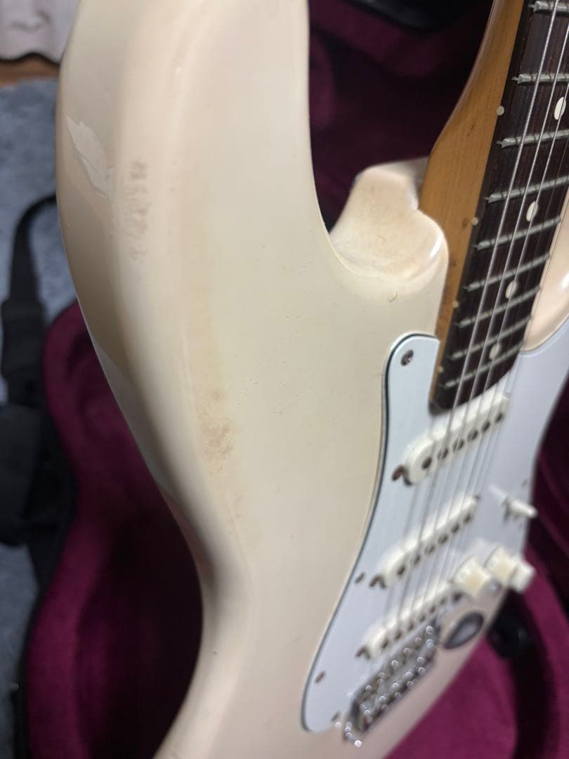 Fender Mexico Stratocaster(セミハードケース付き)