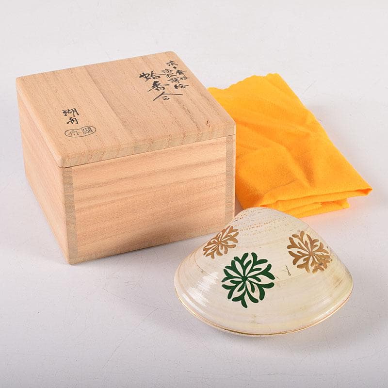 茶道具　中村湖舟作　淡々斎好　海松蒔絵　蛤香合　共布共箱　V　7927