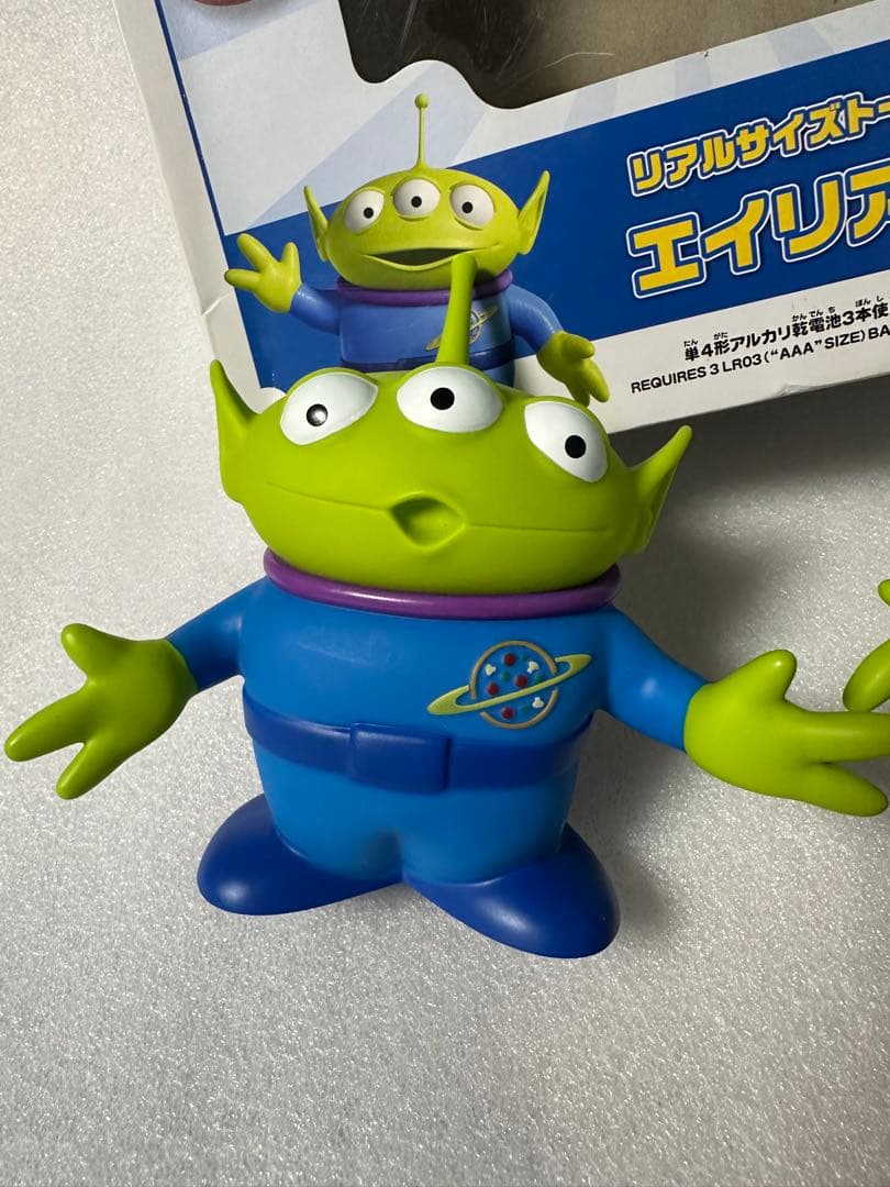 トイストーリー　リアルサイズ　トーキングフィギュア　エイリアンセット