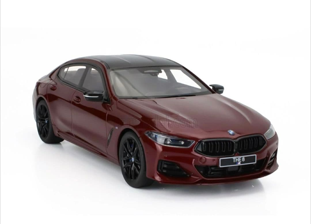 GT Sprit　BMW 8シリーズ　1/18　京商　ミニカー　オートアート