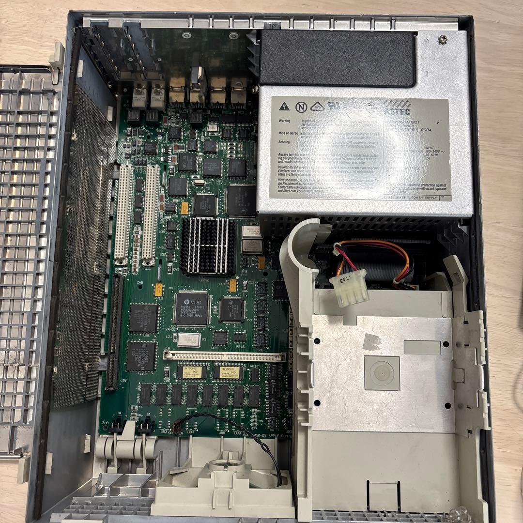 Apple Macintosh Quadra 700現状渡し品です⑥