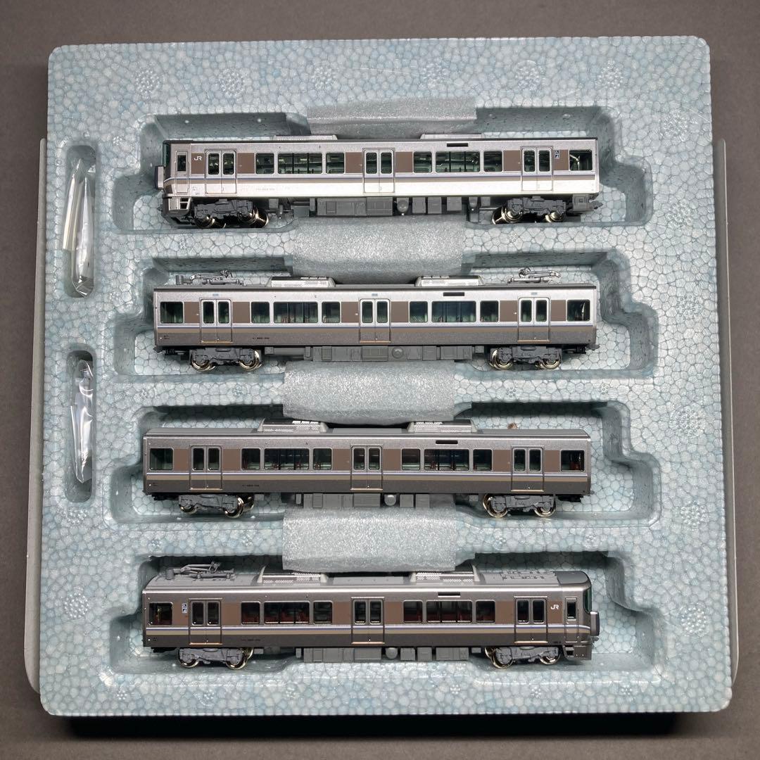 室内灯付 225系100番台 4両セット 新快速 KATO 10-1440