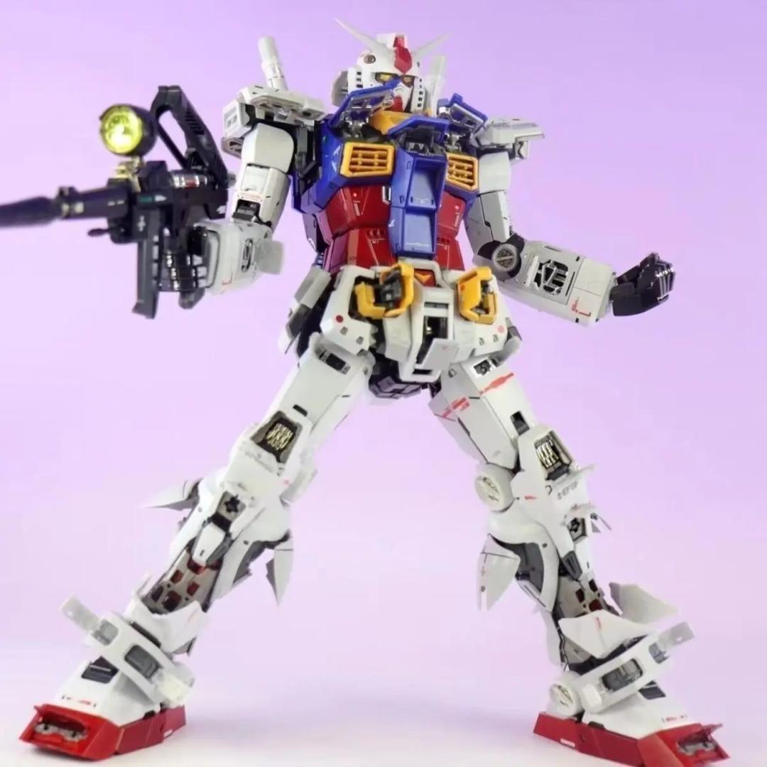 イイネ不要　1/60　RX-78-2 ガンダム LED付き　海外製