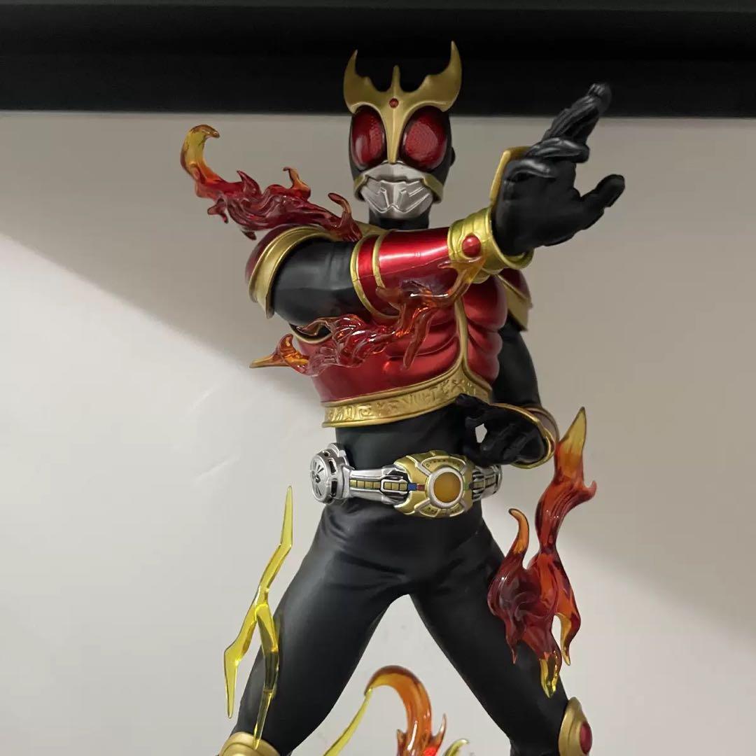 仮面ライダー　クウガ　高さ38cm 海外フィギュア