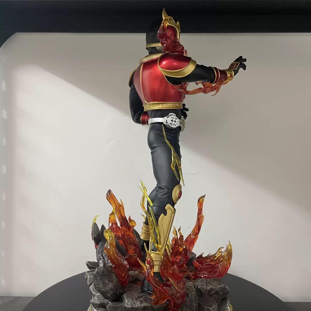 仮面ライダー　クウガ　高さ38cm 海外フィギュア