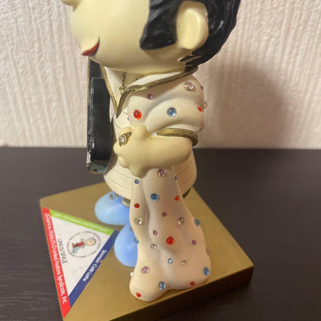 スヌーピー PEANUTS ON PARADE ライナス フィギュア