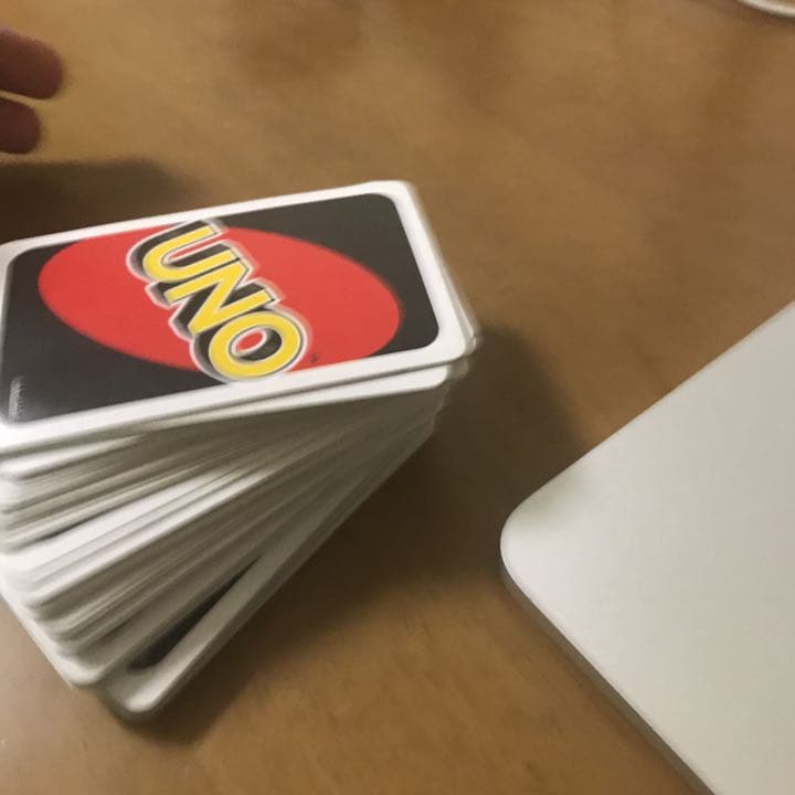 アイドル UNO
