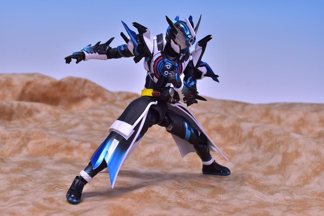 改造品 S.H.フィギュアーツ 仮面ライダー クローズエボル
