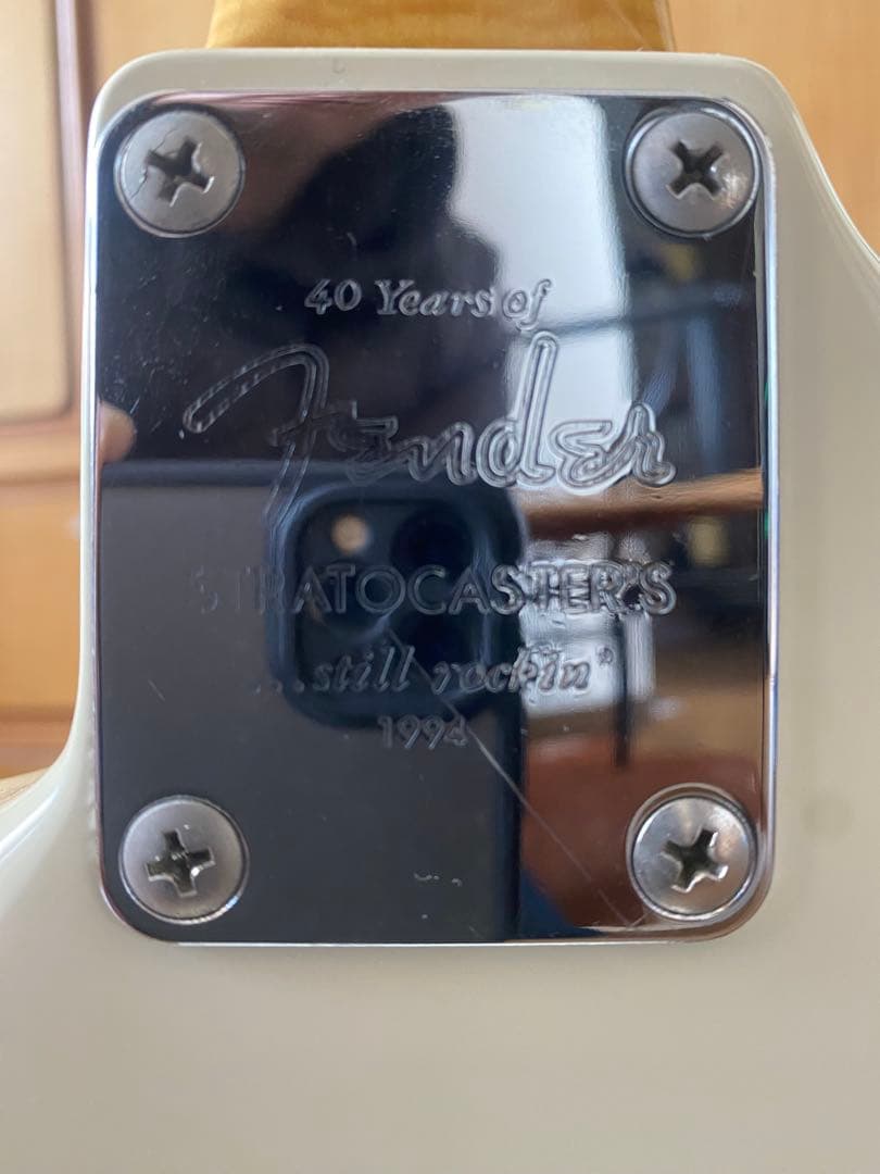 Fender Stratocaster ホワイト
