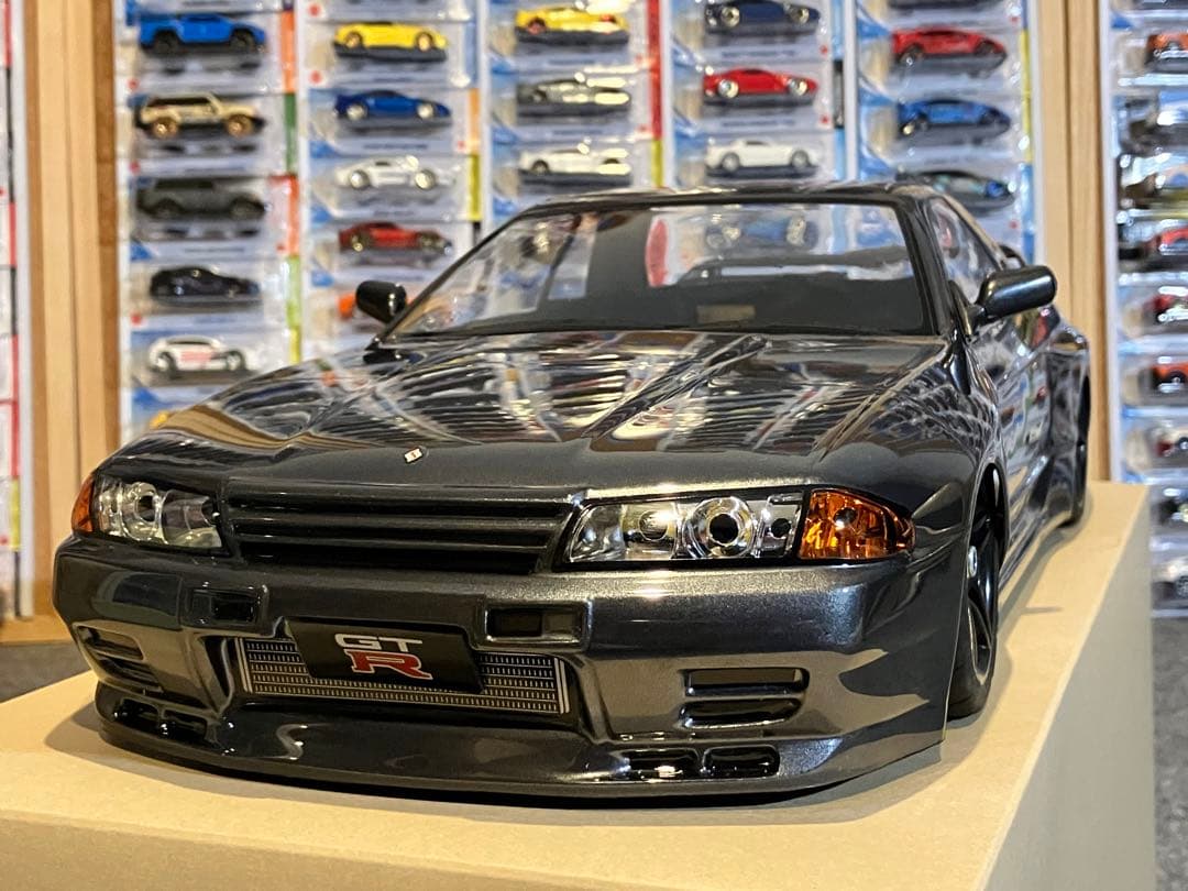 タミヤ ラジコン 日産スカイラインGT-R 塗装済 スペアボディR32 ガンメタ
