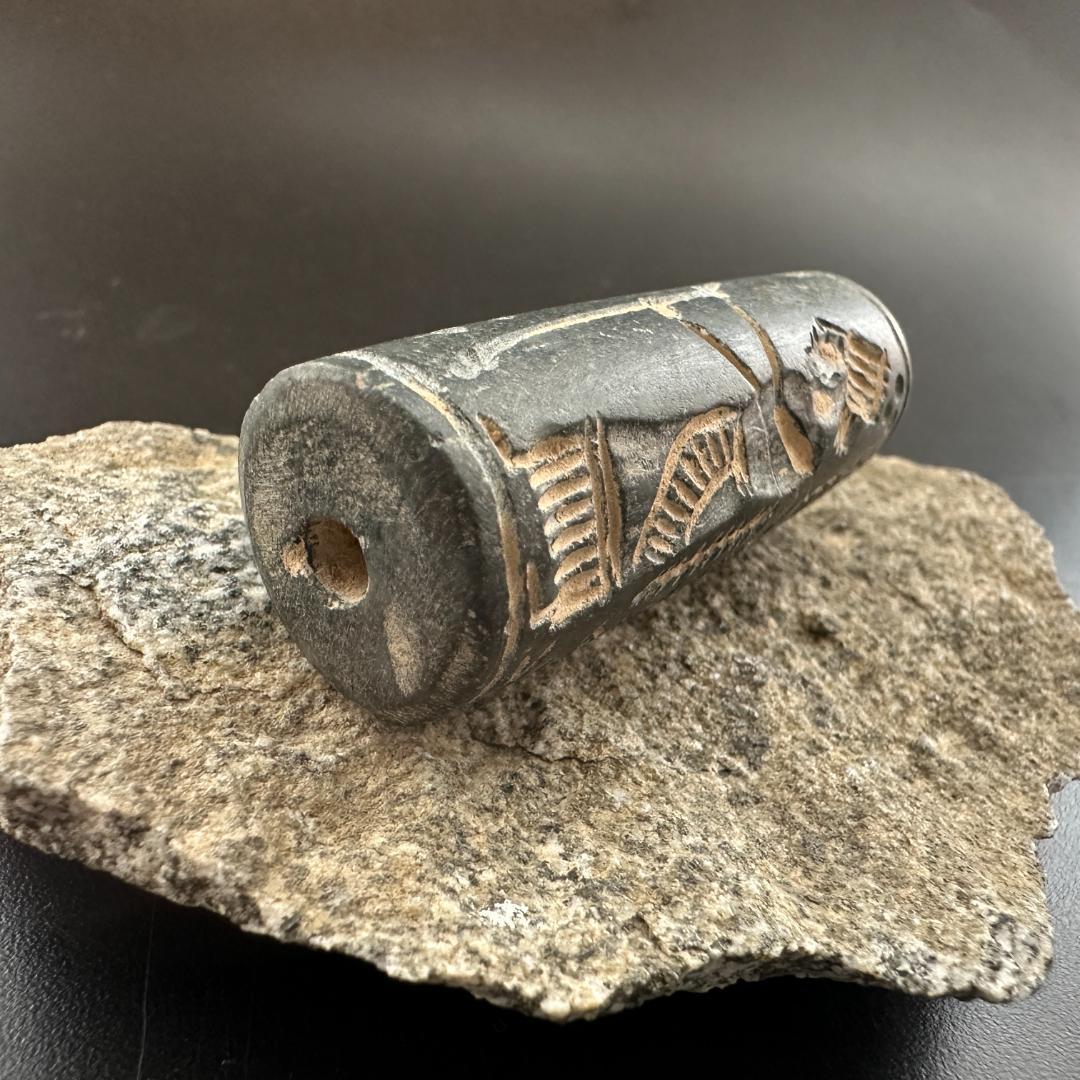 円筒印章 古代メソポタミア文明 楔形文字 バビロニア バビロン 1484